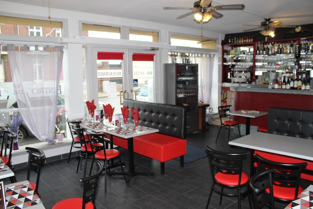 Отель Le Bistro De L'Etoile Э (Приморская Сена) Экстерьер фото